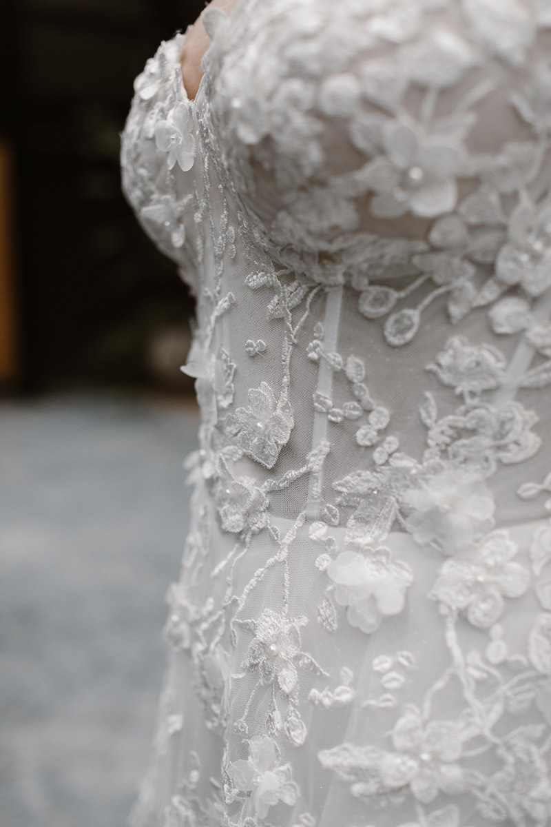 celeste-flower-lace-ivory-wedding-dress