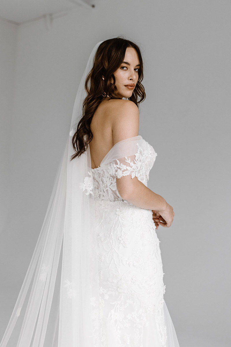 rebel-ivory-tulle-lace-wedding dress
