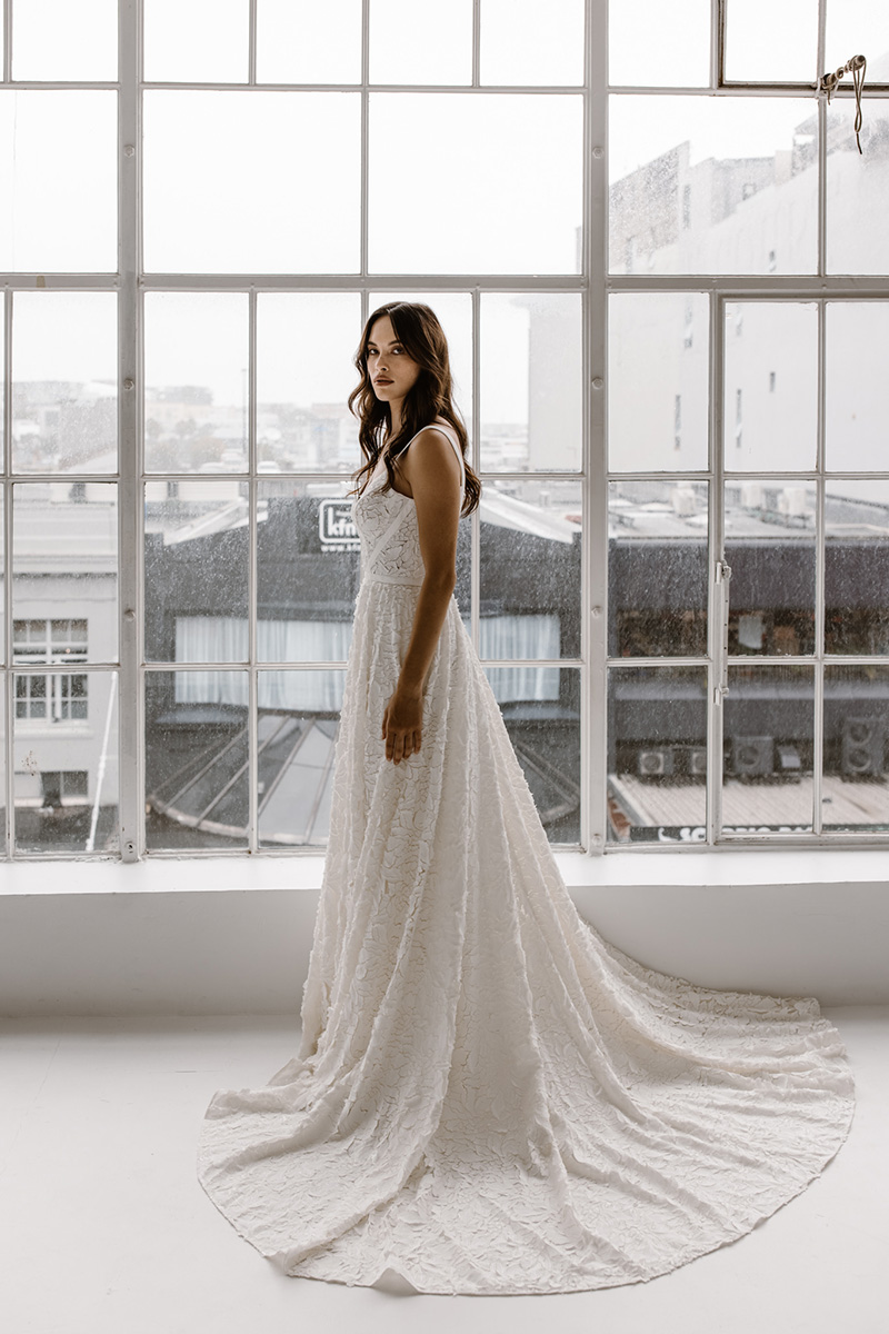 rumour-class-bridal-gown