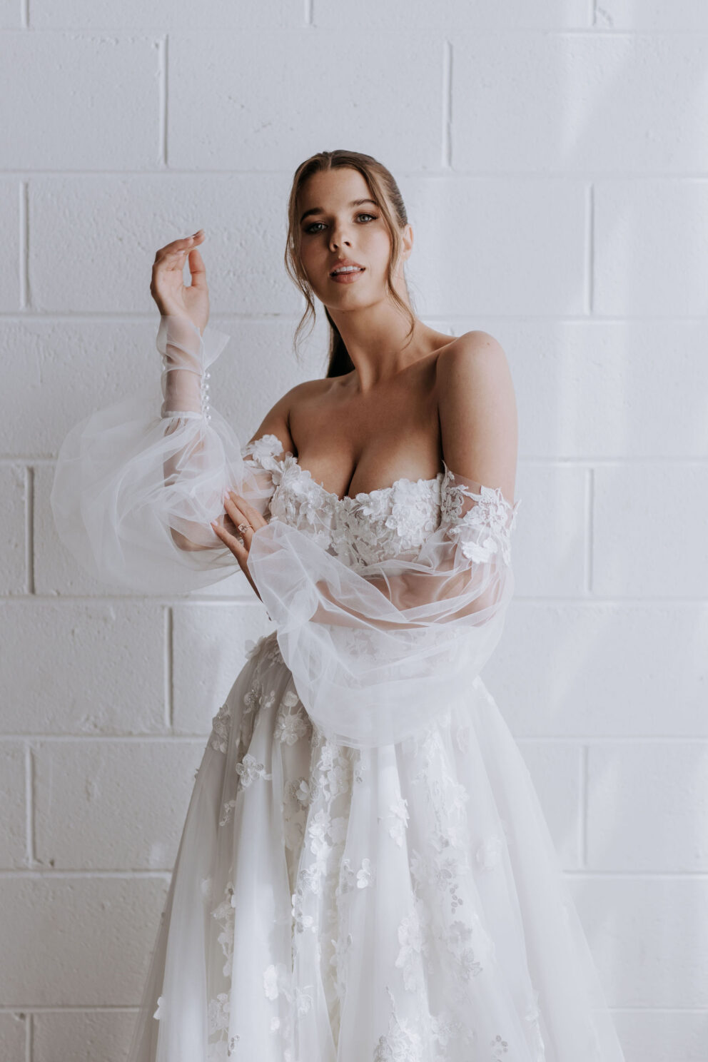 kelly lin wedding dress Queeny