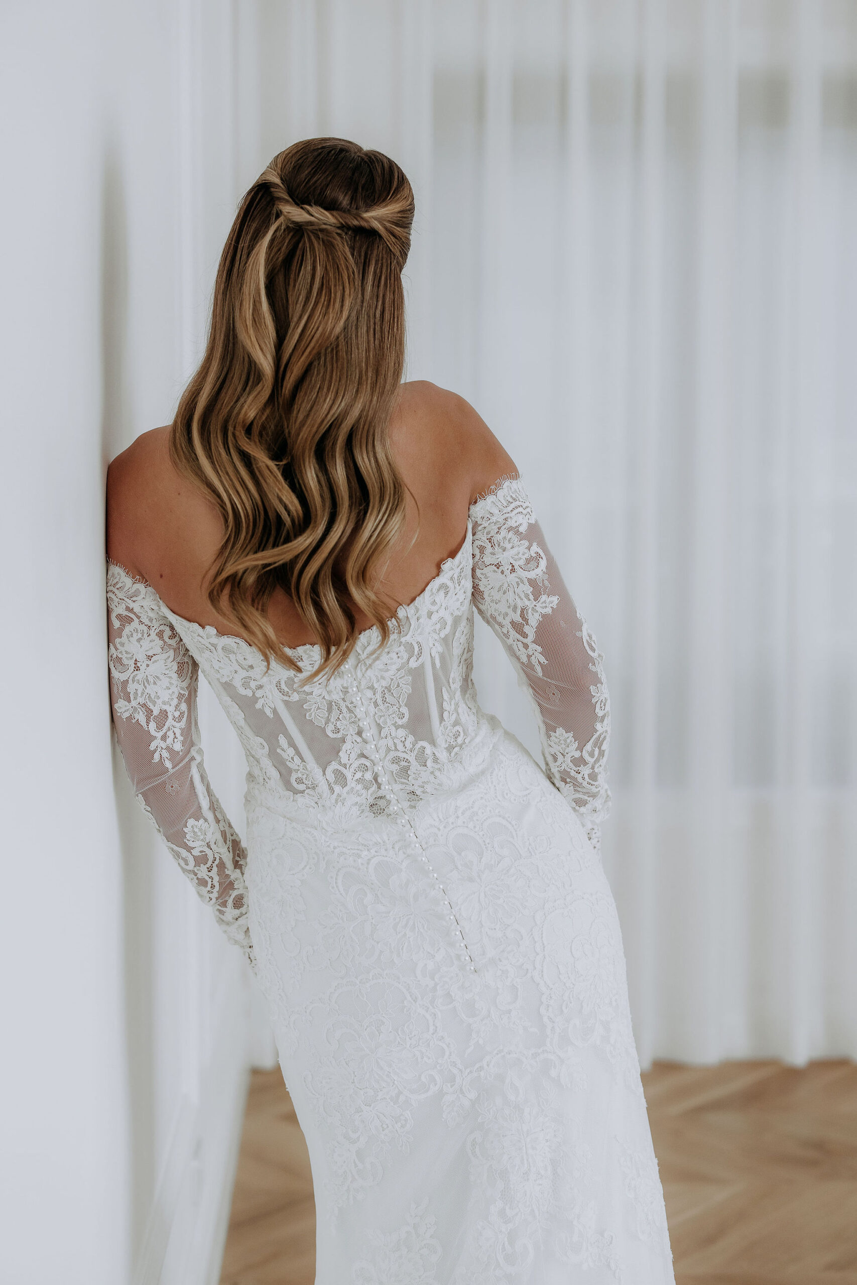 Kellylin Couture suri wedding gown with pockets